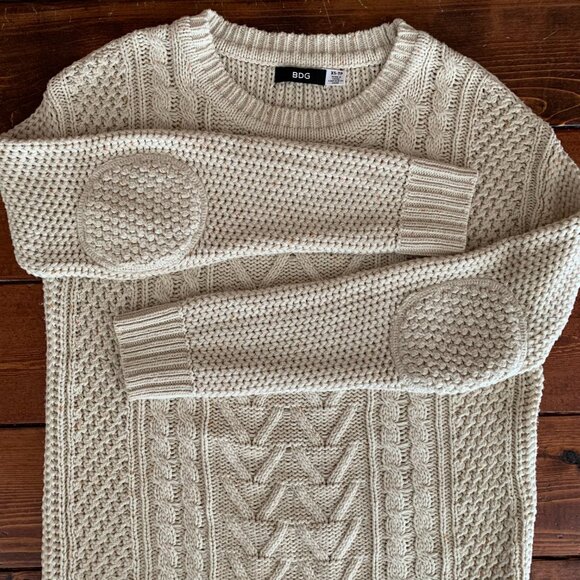 BDG Urban Outfitters Women Cable Knit Sweater XSmall Cream Fisherman Elbow Patch - Picture 10 of 14